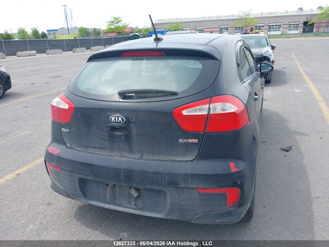 12627333 :رقم المزاد ، KNADN5A36G6740956 vin ، 2016 Kia Rio مزاد بيع