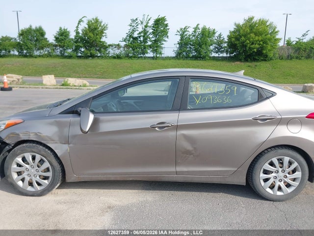 2012 Hyundai Elantra მანქანა იყიდება აუქციონზე, vin: 5NPDH4AE9CH093636, აუქციონის ნომერი: 12627359