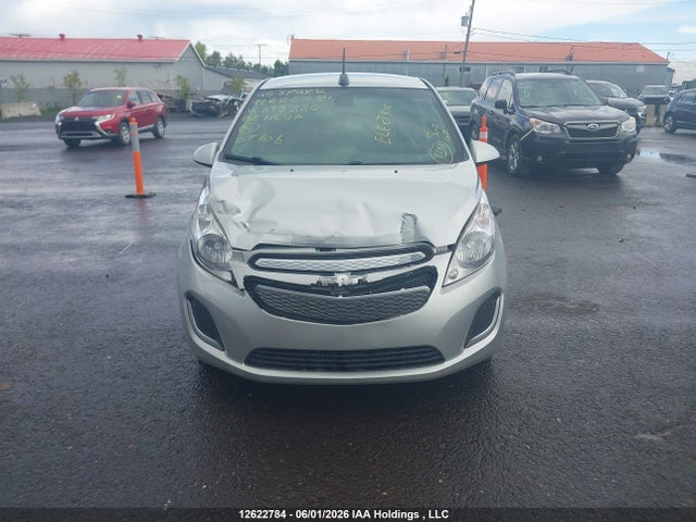 2015 Chevrolet Spark Ev 2lt მანქანა იყიდება აუქციონზე, vin: KL8CL6S08FC818886, აუქციონის ნომერი: 12622784