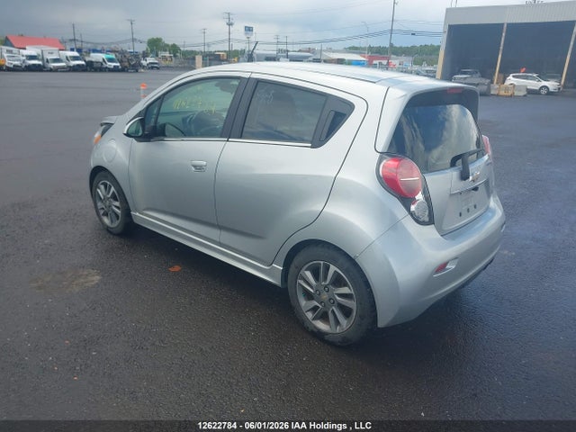 2015 Chevrolet Spark Ev 2lt მანქანა იყიდება აუქციონზე, vin: KL8CL6S08FC818886, აუქციონის ნომერი: 12622784