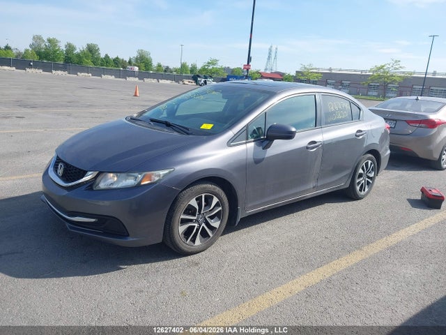 2015 Honda Civic მანქანა იყიდება აუქციონზე, vin: 2HGFB2F54FH058301, აუქციონის ნომერი: 12627402