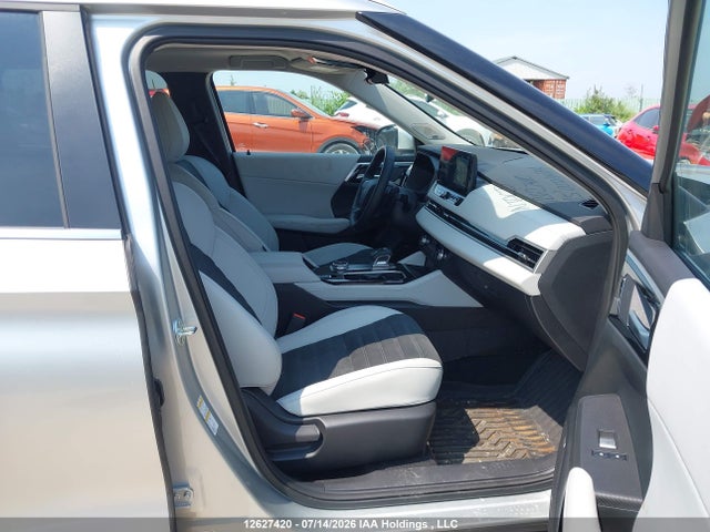 2025 Mitsubishi Outlander Se/diamond Trail Edition მანქანა იყიდება აუქციონზე, vin: JA4J4VA86SZ621486, აუქციონის ნომერი: 12627420