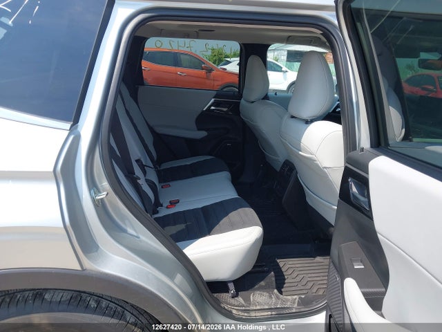 Продажа на аукционе авто 2025 Mitsubishi Outlander Se/diamond Trail Edition, vin: JA4J4VA86SZ621486, номер лота: 12627420