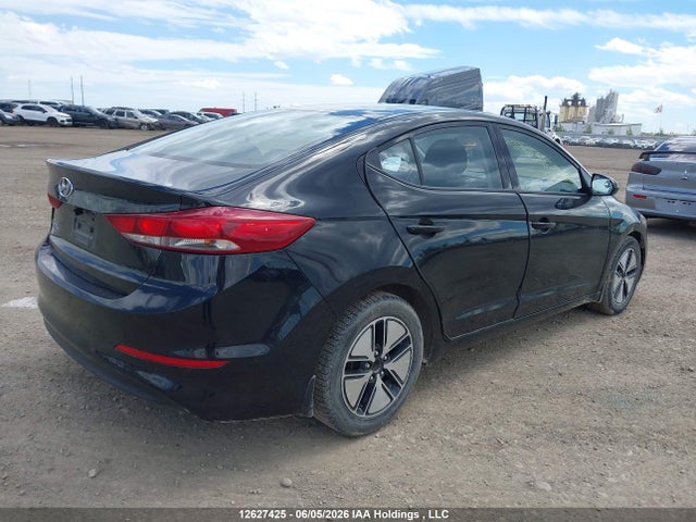 12627425 :رقم المزاد ، 5NPD74LF6HH131002 vin ، 2017 Hyundai Elantra Le مزاد بيع