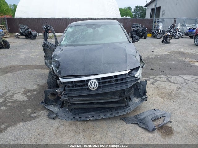 12627428 :رقم المزاد ، 3VWE57BU6MM066312 vin ، 2021 Volkswagen Jetta Highline مزاد بيع