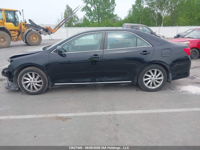 2014 Toyota Camry Le მანქანა იყიდება აუქციონზე, vin: 4T1BF1FK9EU359512, აუქციონის ნომერი: 12627440