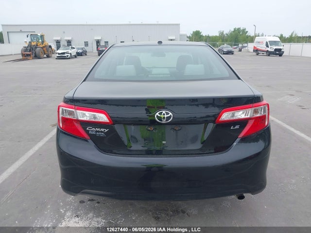 2014 Toyota Camry Le მანქანა იყიდება აუქციონზე, vin: 4T1BF1FK9EU359512, აუქციონის ნომერი: 12627440