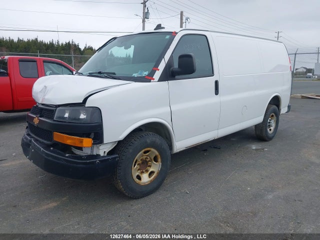 Chevrolet Express 2500 Work Van 2021 1GCWGAF71M1299823 Image 2