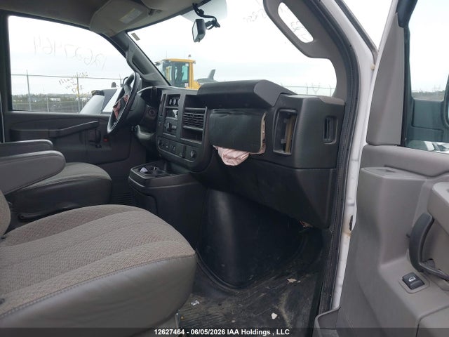 Chevrolet Express 2500 Work Van 2021 1GCWGAF71M1299823 Image 5