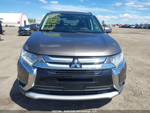 JA4JZ3AX7GZ608380 Mitsubishi Outlander Se/sel