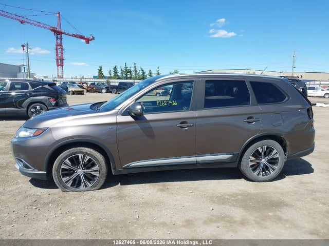 JA4JZ3AX7GZ608380 Mitsubishi Outlander Se/sel