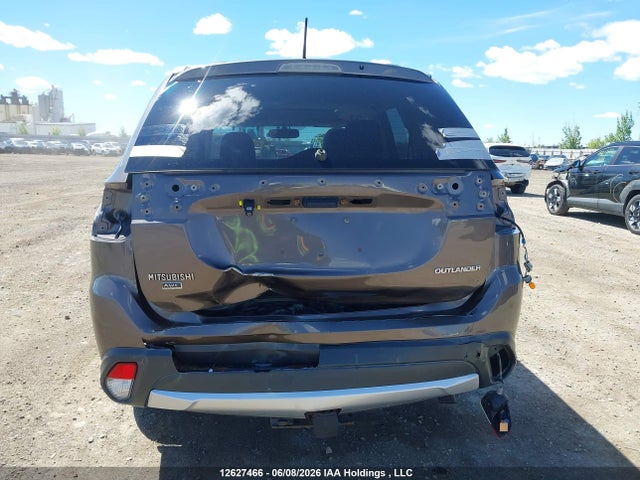 JA4JZ3AX7GZ608380 Mitsubishi Outlander Se/sel