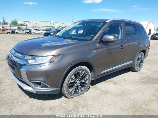 JA4JZ3AX7GZ608380 Mitsubishi Outlander Se/sel