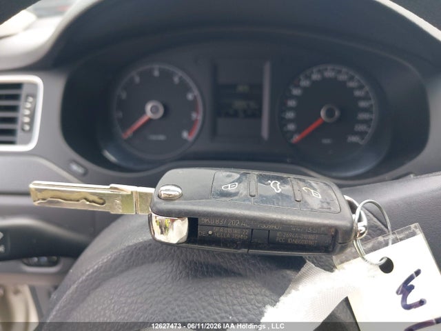 12627473 :رقم المزاد ، 3VW2K7AJ7EM270881 vin ، 2014 Volkswagen Jetta 2.0l Trendline+ مزاد بيع