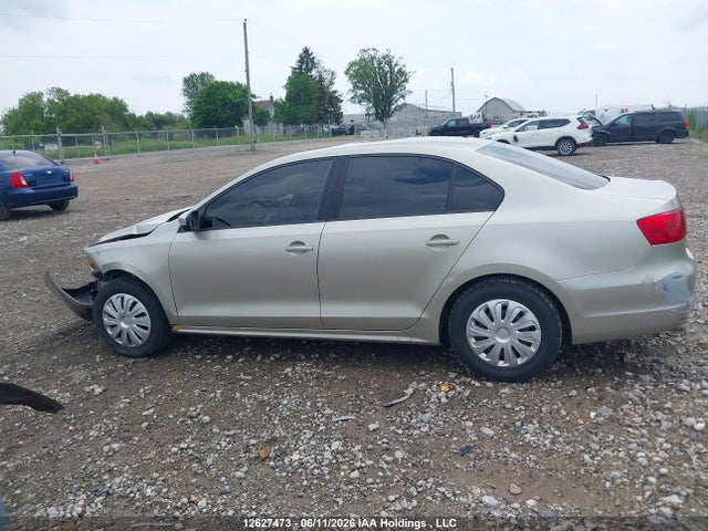 12627473 :رقم المزاد ، 3VW2K7AJ7EM270881 vin ، 2014 Volkswagen Jetta 2.0l Trendline+ مزاد بيع