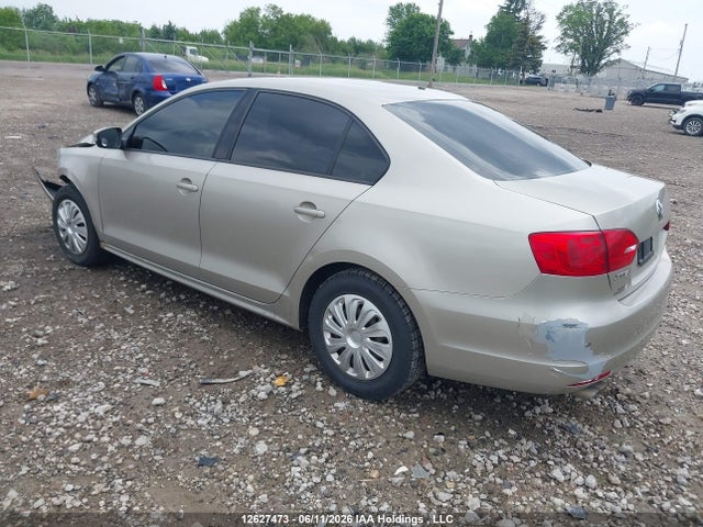 12627473 :رقم المزاد ، 3VW2K7AJ7EM270881 vin ، 2014 Volkswagen Jetta 2.0l Trendline+ مزاد بيع