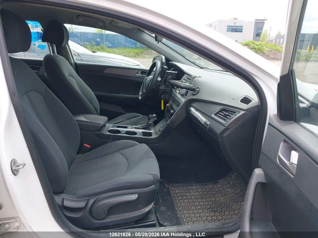 2017 Hyundai Sonata Gl მანქანა იყიდება აუქციონზე, vin: 5NPE24AF5HH466077, აუქციონის ნომერი: 12621826