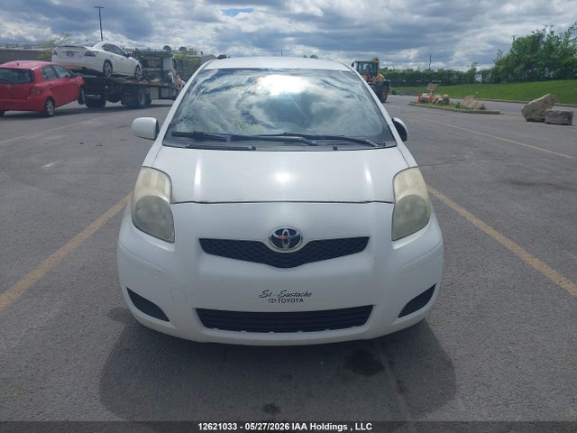 2010 Toyota Yaris Le/rs მანქანა იყიდება აუქციონზე, vin: JTDKT4K30A5321023, აუქციონის ნომერი: 12621033