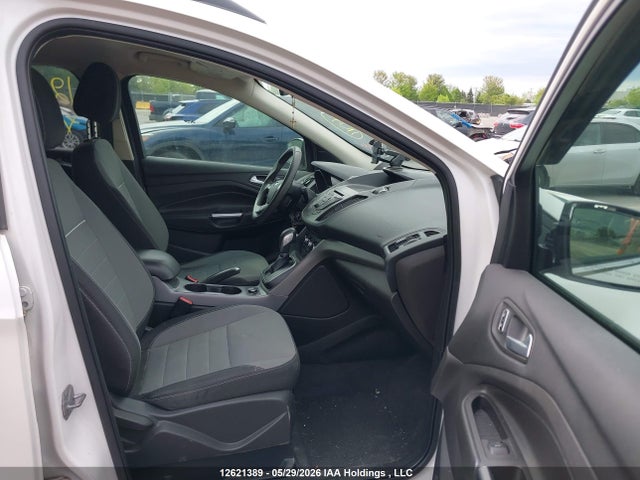 2014 Ford Escape Se მანქანა იყიდება აუქციონზე, vin: 1FMCU9GXXEUA48044, აუქციონის ნომერი: 12621389