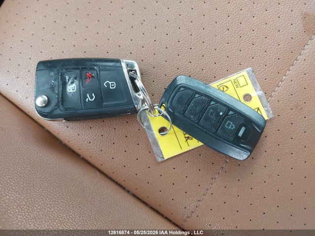 12616874 :رقم المزاد ، 3VV2B7AX6JM007865 vin ، 2018 Volkswagen Tiguan Comfortline مزاد بيع