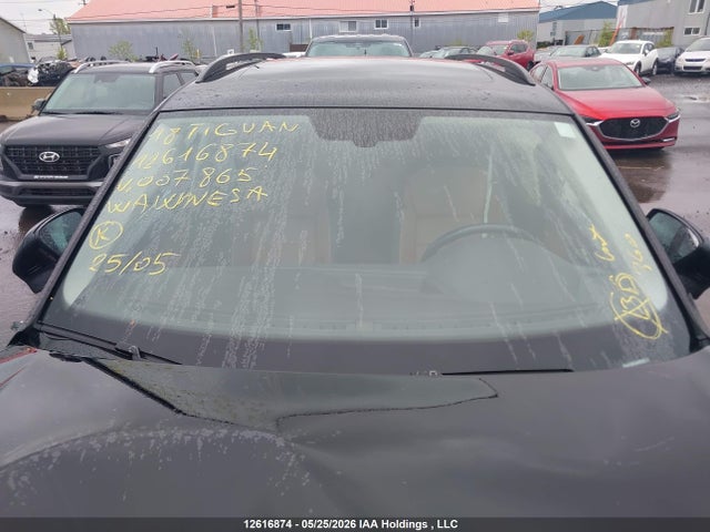 12616874 :رقم المزاد ، 3VV2B7AX6JM007865 vin ، 2018 Volkswagen Tiguan Comfortline مزاد بيع