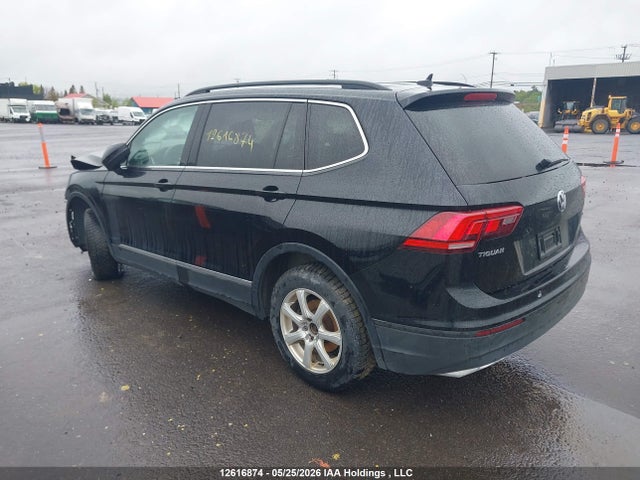 12616874 :رقم المزاد ، 3VV2B7AX6JM007865 vin ، 2018 Volkswagen Tiguan Comfortline مزاد بيع