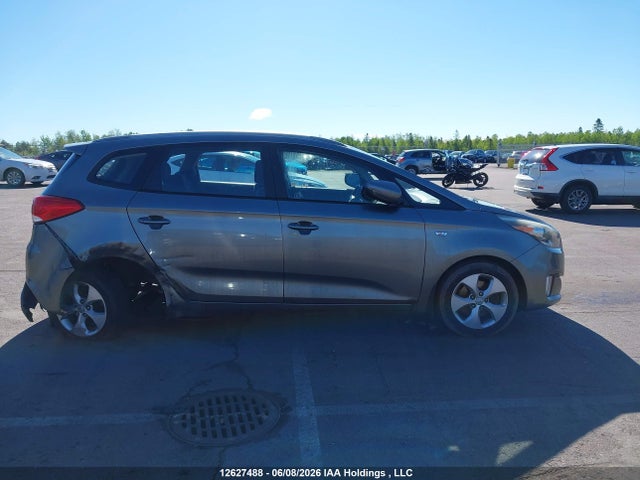 KIA Rondo 2014 KNAHT8A30E7057103 Image 13