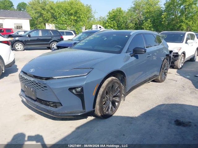 Продаж на аукціоні авто 2025 Toyota Crown Signia Limited, vin: JTDACAAJXS3031699, номер лоту: 12627491
