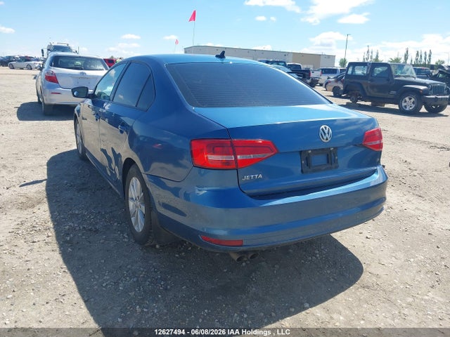 2015 Volkswagen Jetta Sedan მანქანა იყიდება აუქციონზე, vin: 3VW2K7AJ1FM400557, აუქციონის ნომერი: 12627494