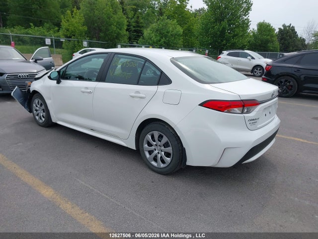 Toyota COROLLA LE 2021 5YFBPMBE1MP226046 Image 3