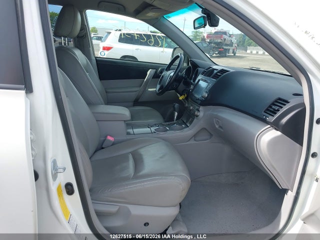 2009 Toyota Highlander V6 მანქანა იყიდება აუქციონზე, vin: JTEES44A892115940, აუქციონის ნომერი: 12627515