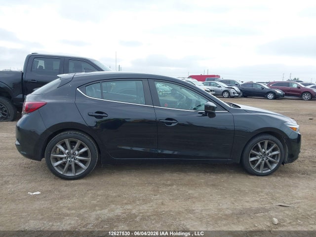3MZBN1M3XJM174478 Mazda Mazda3 Gt