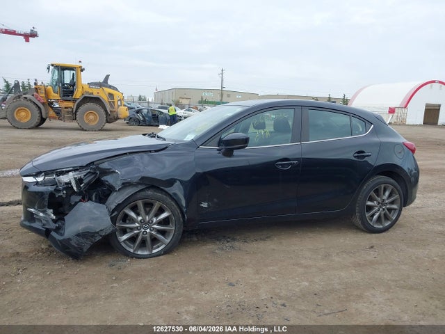 3MZBN1M3XJM174478 Mazda Mazda3 Gt