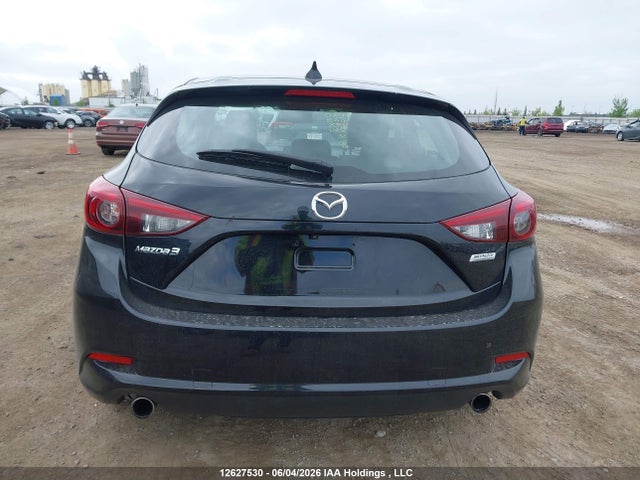 3MZBN1M3XJM174478 Mazda Mazda3 Gt
