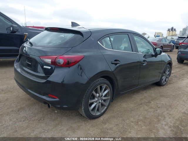3MZBN1M3XJM174478 Mazda Mazda3 Gt
