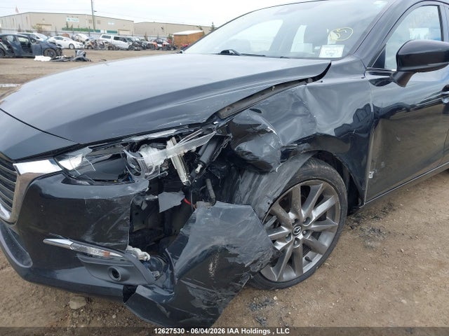 3MZBN1M3XJM174478 Mazda Mazda3 Gt
