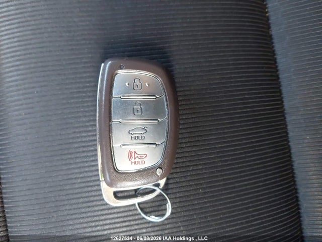Auction sale of the 2018 Hyundai Elantra Sel/value/limited, vin: KMHD84LF4JU672814, lot number: 12627534