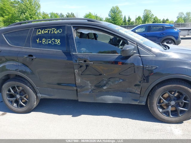 Продажа на аукционе авто 2019 Ford Escape Se, vin: 1FMCU9GD3KUB12538, номер лота: 12627560