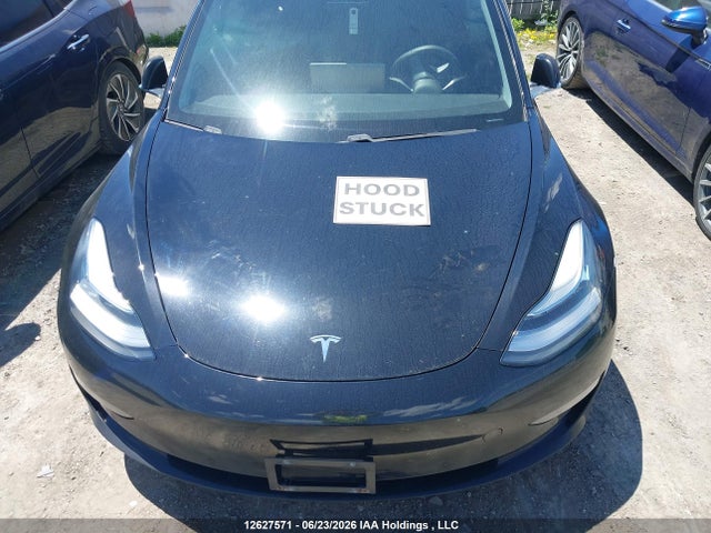 Tesla Model 3 Long Range/mid Range 2018 5YJ3E1EA6JF171361 Image 9