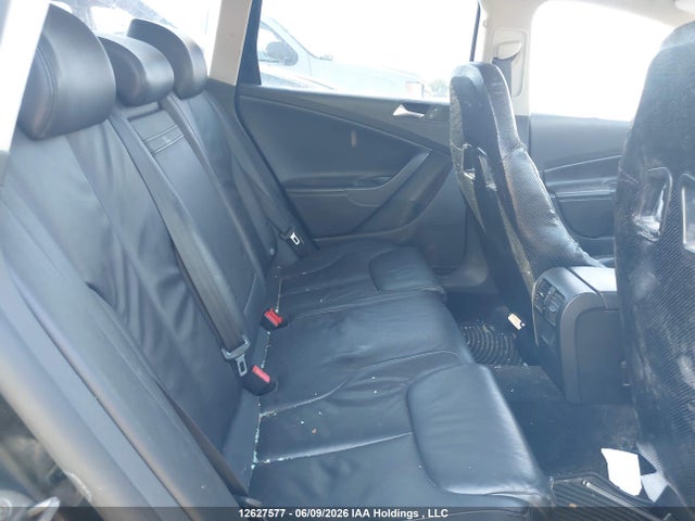 2009 Volkswagen Passat 2.0t Highline მანქანა იყიდება აუქციონზე, vin: WVWTK93C49E127898, აუქციონის ნომერი: 12627577
