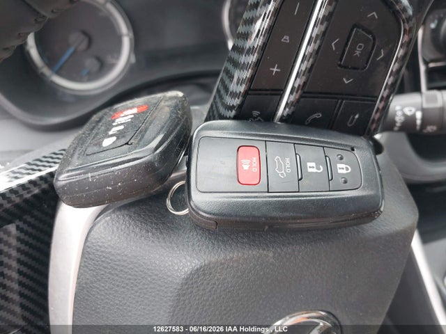 Toyota Highlander Hybrid Le 2023 5TDBBRCH3PS128264 Image 11