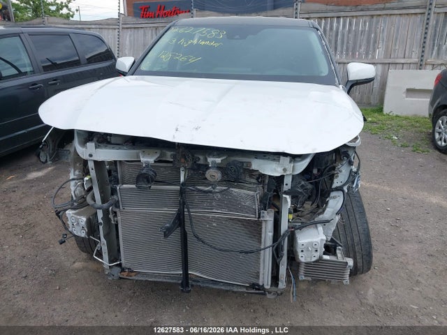Toyota Highlander Hybrid Le 2023 5TDBBRCH3PS128264 Image 6