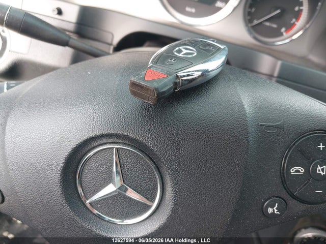 2011 Mercedes-benz C 250 4matic მანქანა იყიდება აუქციონზე, vin: WDDGF8FB0BA522263, აუქციონის ნომერი: 12627594
