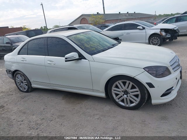 2011 Mercedes-benz C 250 4matic მანქანა იყიდება აუქციონზე, vin: WDDGF8FB0BA522263, აუქციონის ნომერი: 12627594