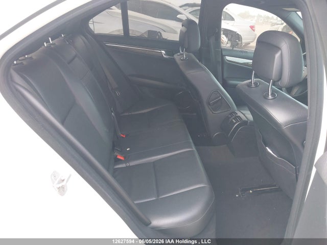 2011 Mercedes-benz C 250 4matic მანქანა იყიდება აუქციონზე, vin: WDDGF8FB0BA522263, აუქციონის ნომერი: 12627594