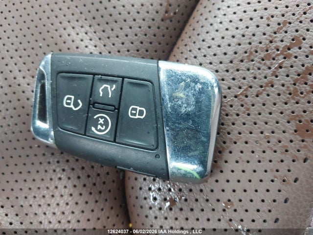 Продажа на аукционе авто 2022 Volkswagen Atlas 3.6 Fsi Execline, vin: 1V2FR2CA8NC556268, номер лота: 12624037