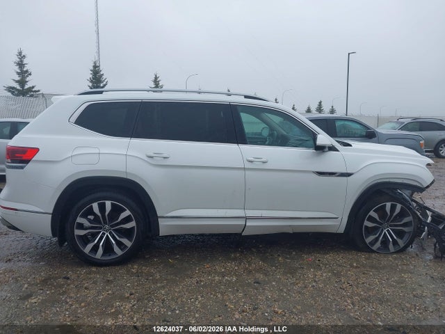 Продажа на аукционе авто 2022 Volkswagen Atlas 3.6 Fsi Execline, vin: 1V2FR2CA8NC556268, номер лота: 12624037