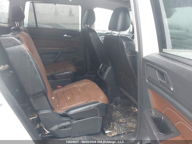 Продажа на аукционе авто 2022 Volkswagen Atlas 3.6 Fsi Execline, vin: 1V2FR2CA8NC556268, номер лота: 12624037