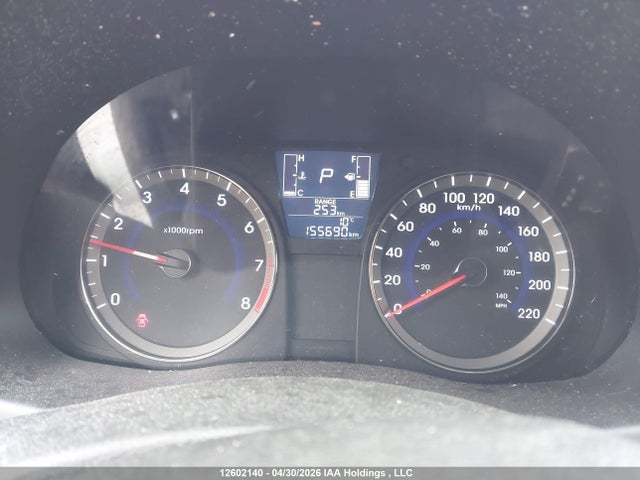 12602140 :رقم المزاد ، KMHCT5AE0FU233904 vin ، 2015 Hyundai Accent Gl مزاد بيع