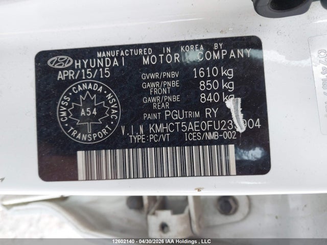 12602140 :رقم المزاد ، KMHCT5AE0FU233904 vin ، 2015 Hyundai Accent Gl مزاد بيع